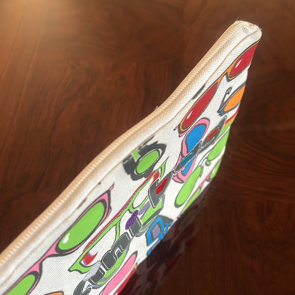 Bikini Bag Swimsuit Bag with Sunglasses Print and Wrist Strap - Picture 10 of 16